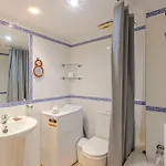 Lejlighed Spacious In Benalbeach *