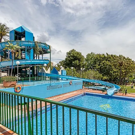 Spacious In Benalbeach Апартаменты Бенальмадена